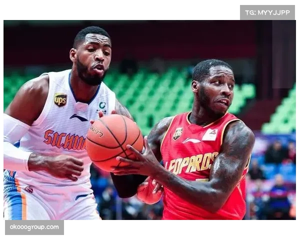 阿兰娜-史密斯内外结合 外援技术特点影响战术布置